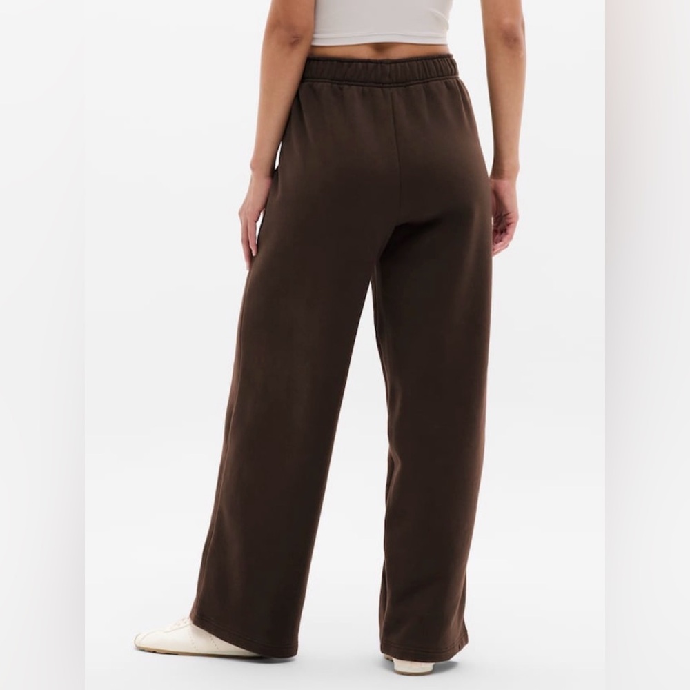NWT Athleta Forever Wide Truffle Leg Sz Medium - Picture 3 of 8